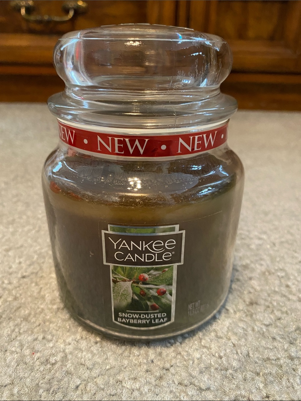 Yankee Candle Snow-Dusted Bayberry Leaf Single Wick Scented Candle